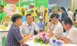 NGÀY CUỐI, CÔNG TY EURONANO TẠI TRIỄN LÃM QUỐC TẾ COATINGS EXPO VIETNAM 2024 VẪN THU HÚT ĐÔNG ĐẢO KHÁCH HÀNG ĐẾN THAM QUAN.